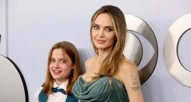 Angelina Jolie có hình xăm đôi với con gái 