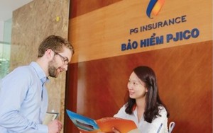 Cán bộ nhân viên Vietcombank ủng hộ 1 ngày lương hỗ trợ đồng bào bị thiệt hại do bão số 3