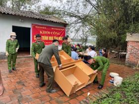  Công an tỉnh Bắc Giang bàn giao nhà “Mái ấm tình thương” cho hộ nghèo 