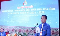  Thanh niên xây đường hoa lên núi hòn Vượn xứ Huế 第18张