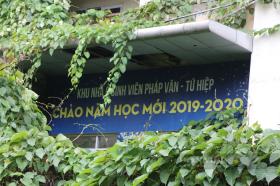 Nơi &quot;hỗn loạn&quot; vì ký túc xá, chỗ bỏ hoang biến thành khu &quot;ổ chuột&quot; giữa lòng Hà Nội