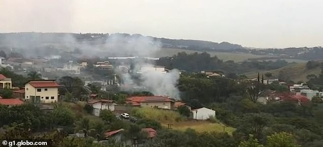 Máy bay Brazil rơi tự do 5.200m trong 1 phút làm 61 người chết