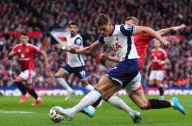 Man Utd thua thảm Tottenham 