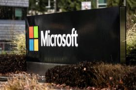 Microsoft ra mắt 'nhân viên AI' để xử lý truy vấn từ người dùng