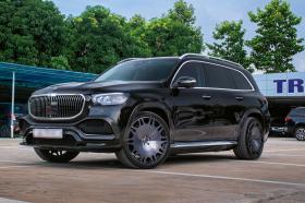 Mua Mercedes hơn 5 tỷ, chủ xe &quot;độ&quot; Brabus mà riêng bộ mâm đã 500 triệu đồng