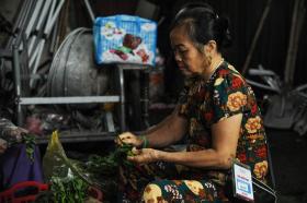 Những tình nguyện viên “đặc biệt” tại “Bữa Cơm Yêu Thương” 